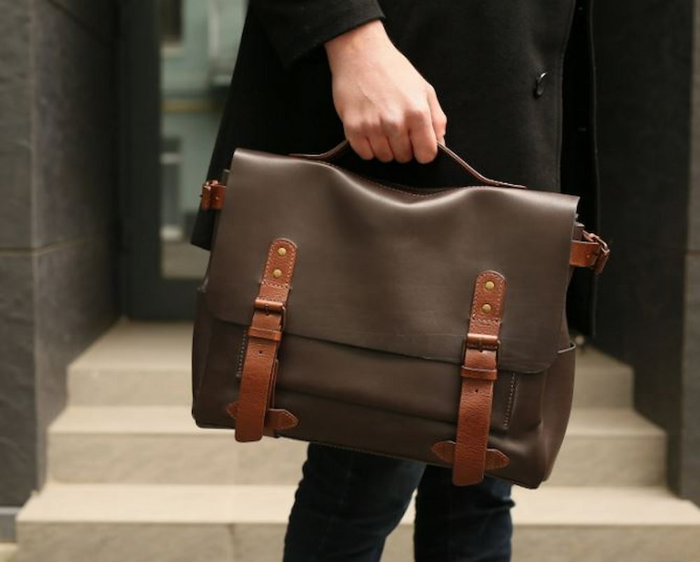  Men's Leather Messenger Bag Products + Best Buy Price 