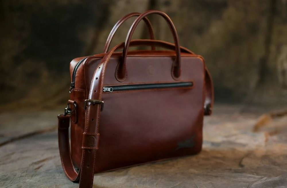  Men's Leather Messenger Bag Products + Best Buy Price 