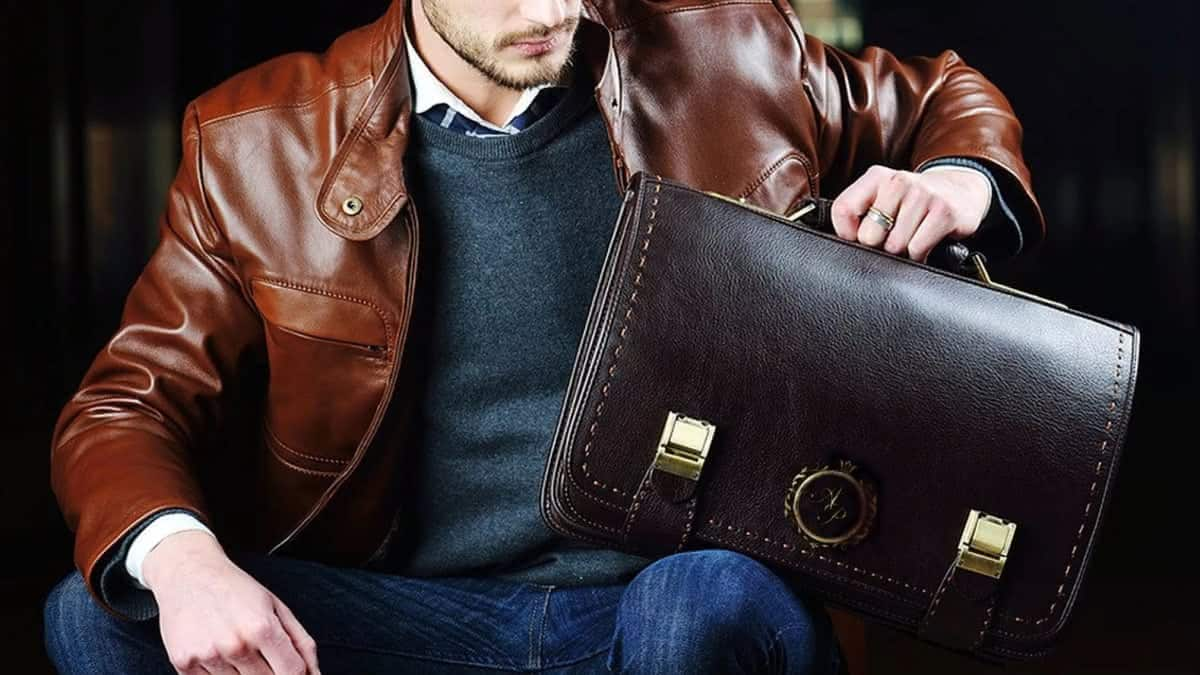  Purchase Price of leather briefcase for lawyers + Photo 