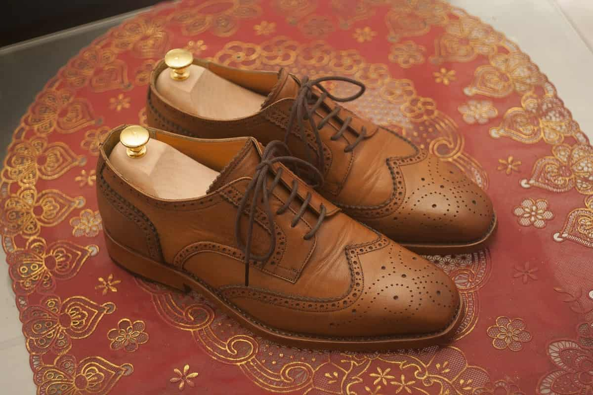  Purchase brown leather shoes mens that are breathable 