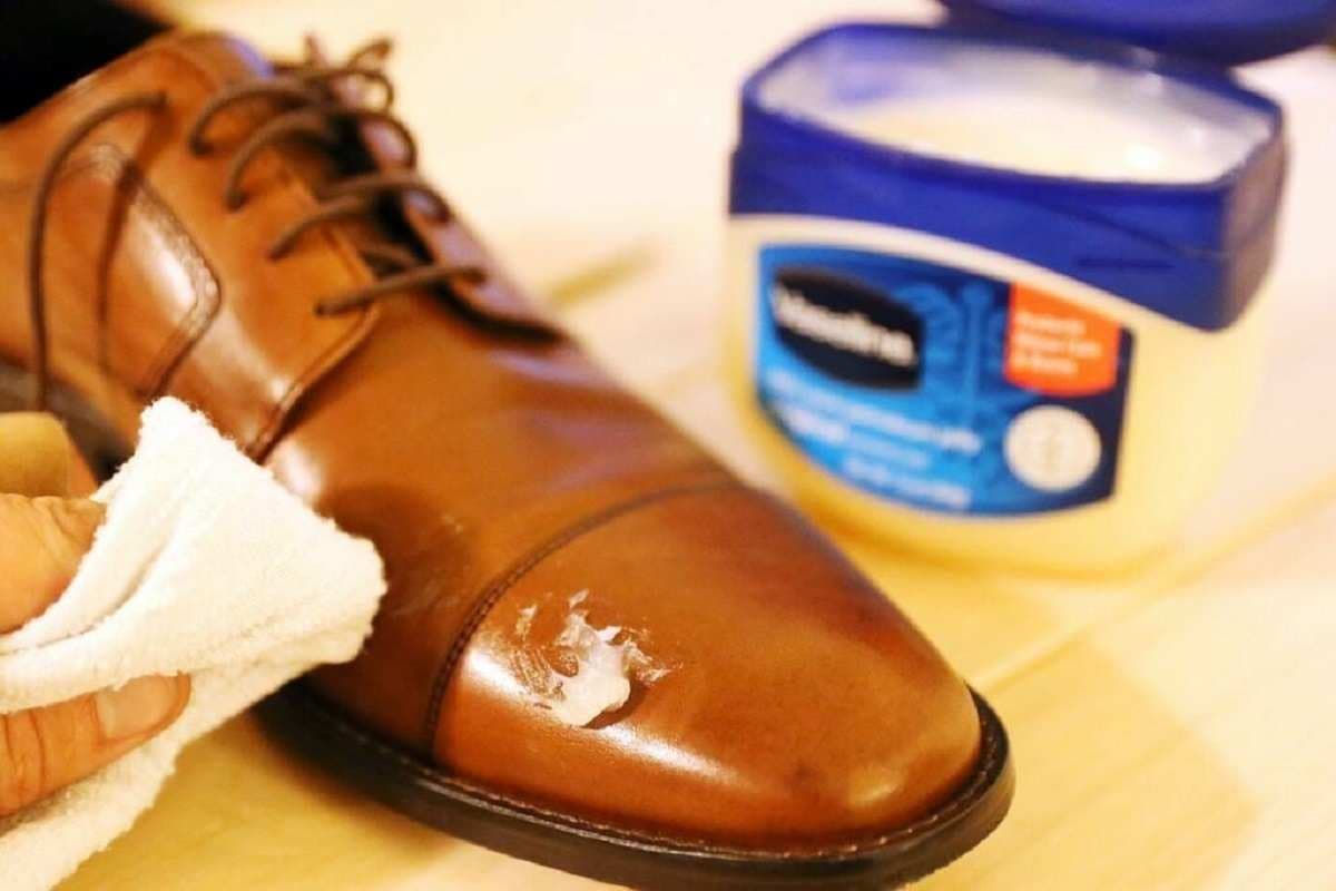  Buy the best types of Shoe Wax at a cheap price 