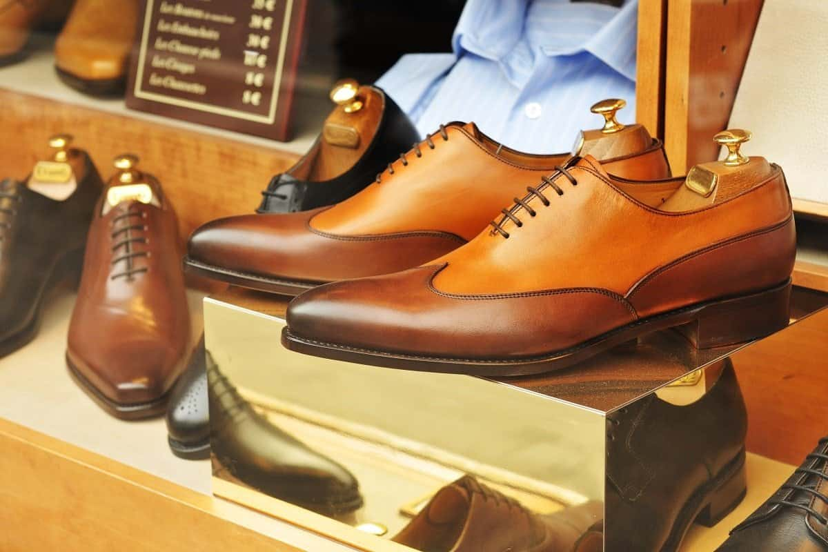  Best leather shoes under 300 | Buy at a Cheap Price 