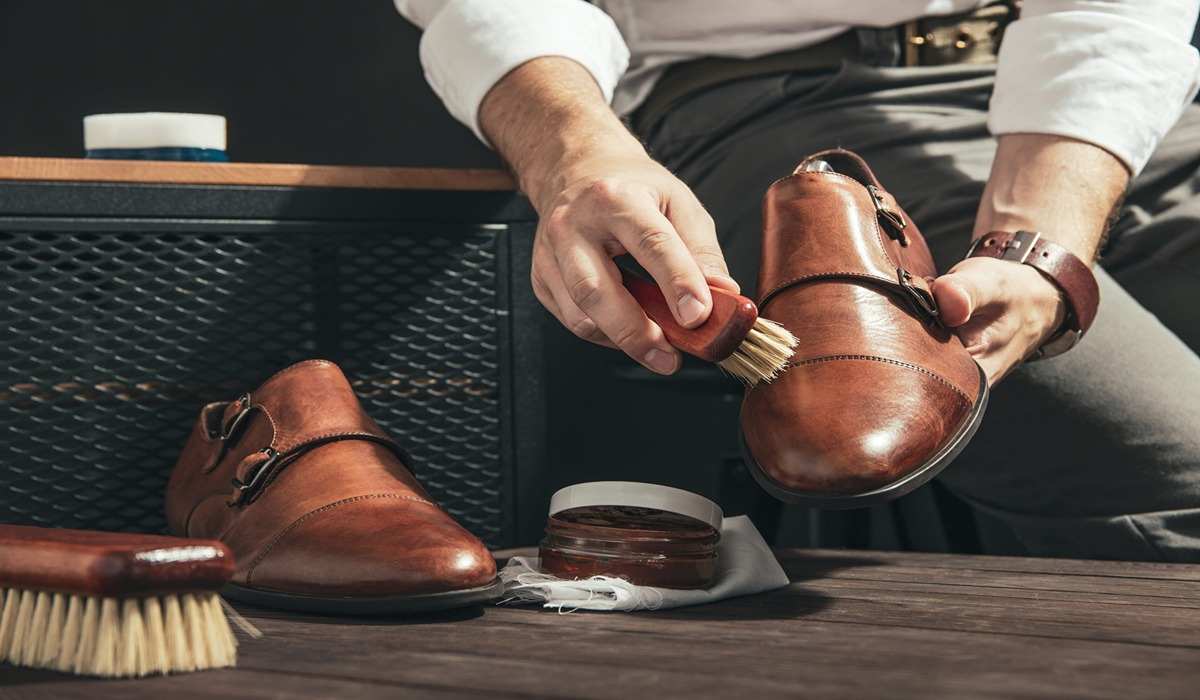  How To Get Water Stains Off Brown Leather Shoes 