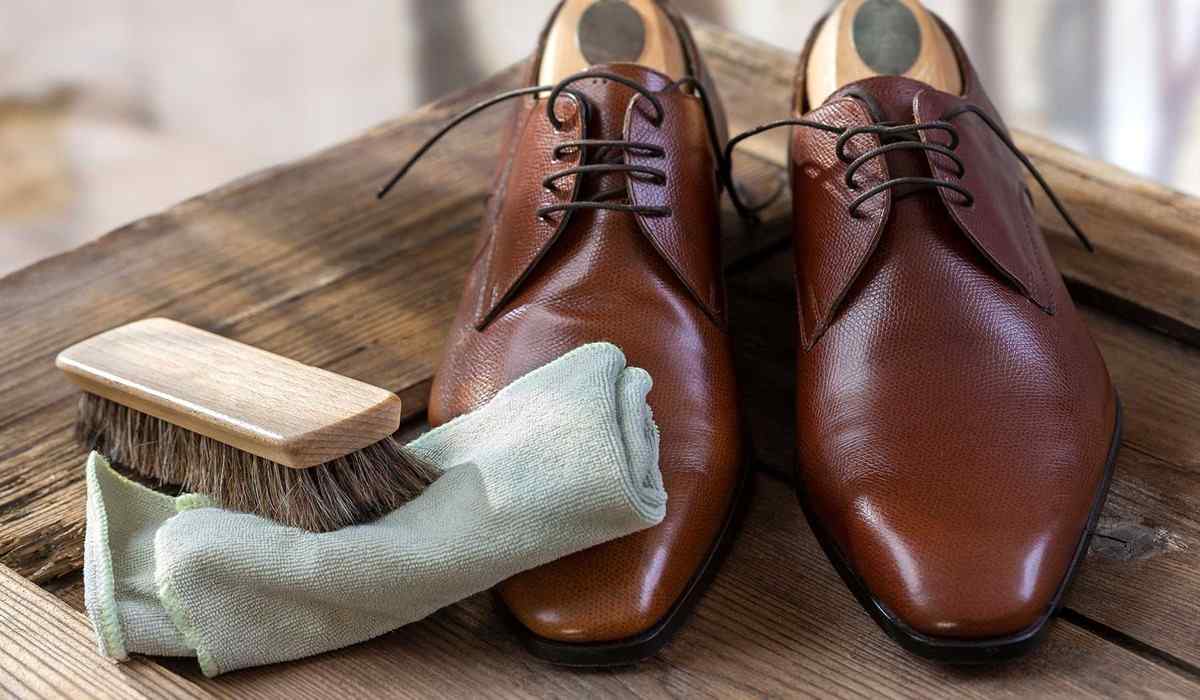  How To Get Water Stains Off Brown Leather Shoes 