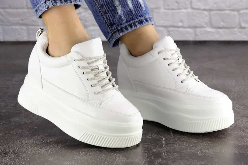  Introducing white platfoam sneakers + the best purchase price 