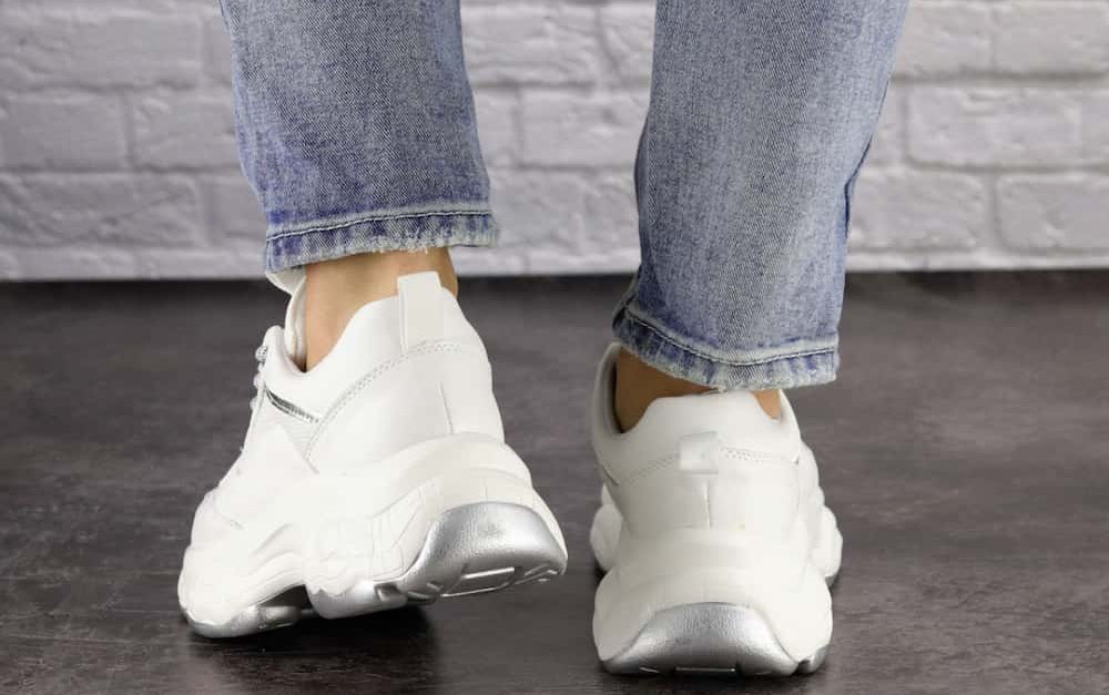  Introducing white platfoam sneakers + the best purchase price 