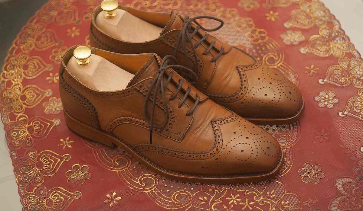  Buy Trended leather shoes + Great Price With Guaranteed Quality 