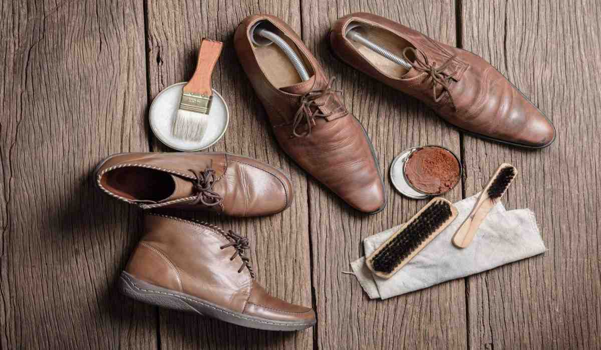  how to clean leather shoes stains 