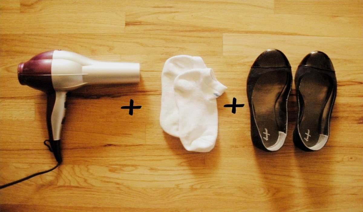  how to soften leather shoes with a hair dryer + coconut oil 